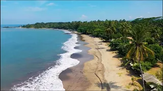 The Perfect Paradise Beach Scene in 4K: White Sand, Blue Water & Waves NATURE....