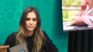 Jessica Alba signs copies of her book 'The Honest Life- Living Naturally and True to You'