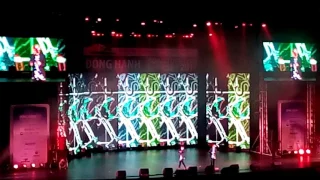 [FANCAM] 170401 Going Together Concert in Vietnam-NCT 127 Mark+ TaeYong