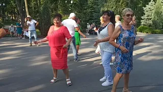 Белые туманы!!!💃🌹Танцы в парке Горького!!!🌴🌹Харьков 2021