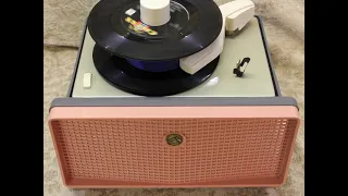 RESTORED 1956 RCA MODEL 7-EY-1JF 45 RPM RECORD PLAYER WITH RCA DELUXE 3 AMP