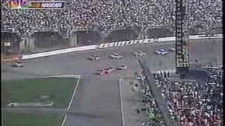 2001 NAPA 500 Racing Through Traffic, Caution 2 Stops