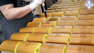 Very sweet! Making a roll cake filled with green grapes / Korean bakery cake