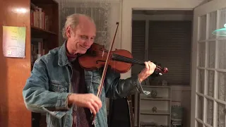 Dave Rimelis plays Walter Straus’s violin.