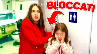 Aurora e Ludovica RIMANGONO INTRAPPOLATE nel BAGNO del TRENO 🚂