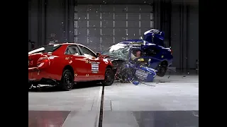 2009 Toyota Camry Into 2009 Toyota Yaris IIHS Crash Test