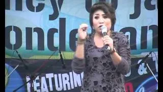 Listen - Tesa Indonesian Idol .mp4