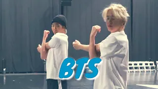 (BANGTAN BOMB) Stretching Class-BTS[방탄 소년단]