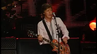 Paul McCartney Live At The American Airlines Center, Dallas, USA (Monday 13th October 2014)