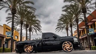 BAGGED SILVERADO ON 28 MTWS !!