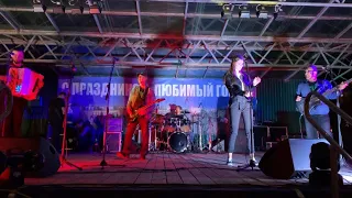 Артисты на летней сцене шокировали публику своей потрясающей игрой!🥳🎤🪗🎸🥁🔥