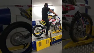 Brand New YZ500 Two stroke on Dyno for The First Time! #shorts