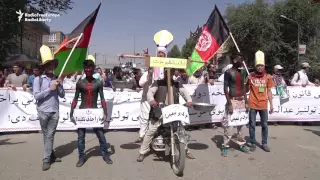 Thousands Of Afghan Hazara Protest Over Power Line Route
