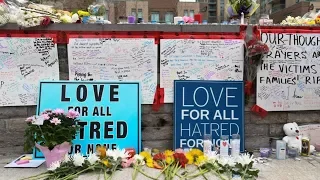 Makeshift memorial dedicated to victims of Toronto attack