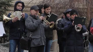 Під Мінкультом зіграли траурний марш