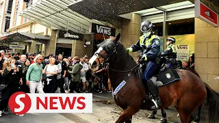 Anti-lockdown protest turns violent in Sydney