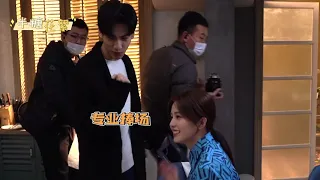 ENG CC[Behind the Scenes]Luo Yunxi, Bai Lu sing songs on the set / Love is Sweet