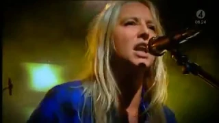 Lissie   In Sleep Live on Nyhetsmorgon 2010