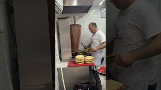 Best döner in #istanbul - Dönerci Şahin Usta