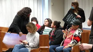 Minneapolis council member argues with activist after meeting