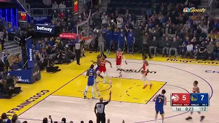 Klay drops the triple 👌