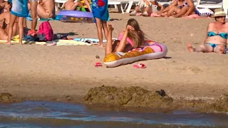 АНАПА! СТЫД ПОТЕРЯН НА ЦЕНТРАЛЬНОМ ПЛЯЖЕ! МОРЕ ПРЕВРАТИЛОСЬ В БОЛОТО.  ПЛЯЖ ТИХИЙ УЖАС. АНАПА 2020