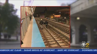 Photo Shows Shocking Example Of Danger Of People Getting Onto CTA Tracks