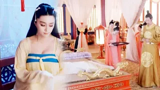 Emperor was obsessed with RuYi, leaving concubine on bed behind and can't wait to find RuYi