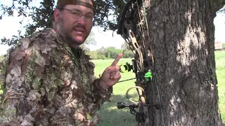 Bowhunting for Scimitar Oryx in Texas (Bowtech Revolt X)