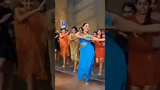 koi ladki Hai jab vo hansti hai Shahrukh Khan Madhuri Dixit 💯