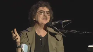 Charly Garcia - Deberías saber por qué (TREATRO GRAN REX 2011).