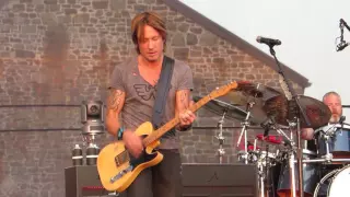 Keith Urban "Love's Poster Child"  Live @ Musicfest