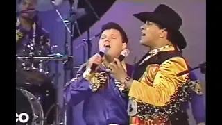 Mandingo y Lupe Esparza - Vamos Amarla Los Dos