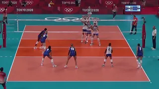 Paola Egonu spiking in Italy - Russia at the Tokyo2020 Olympic games