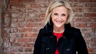 Mel Robbins - Powerful Motivational Speaker