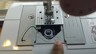 máquina de coser brother LX3817 /Cómo colocar el carrete de hilo en la bobina