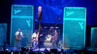 Neil Young & Crazy Horse - Hey Hey, My My, ( Into The Black ) 11-27-12 Madison Sq. Garden, NYC