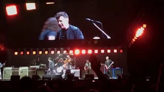 Foo Fighters & Rick Astley   Never gonna give you up