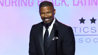 Jamie Foxx Fights Back Tears in First Public Speech Since Medical Emergency