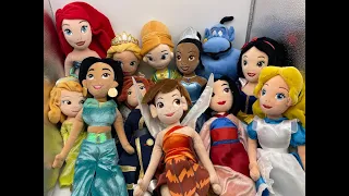 Disney Store Princess & Genie from Aladdin Plush Dolls Preview A closer Look #DisneyPrincess