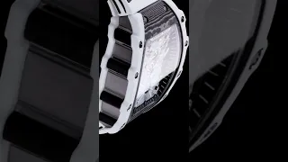 ingenious structural engineering, the RM 21-02 Tourbillon aerodyne