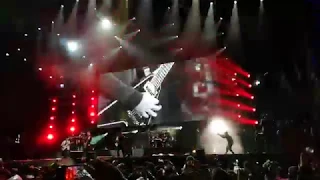 Juanes -  Cover Seek and Destroy by Metallica (Live Rock al Parque 2019)