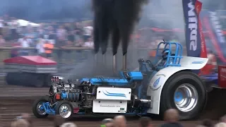 The Worlds Most Favourite Tractor Puller | Diesel Powered | SLÆDEHUNDEN | Tractor Pulling Denmark