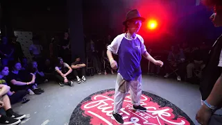 Pery vs Fritur Popping beginners 1/4 Back to the future battle 2018