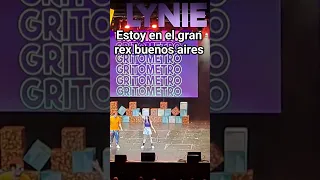 estoy en el gran rex para ver a lyna