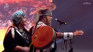 Laralyn & Joseph RiverWind with Joshua Aaron - "Every Tribe" (Crystal Music 2018) Live