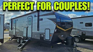 PERFECT COUPLES RV!  Aurora 26FKDS