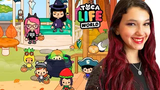 FOMOS PEGAR DOCES NA NOVA CASA DE BRUXA !! Rotina Família Toca Life World | Família Luluca