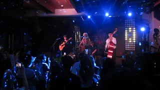 Алёна Свиридова, music bar "Мумий Тролль" - "Просто кончилась зима" (14.06.2019)