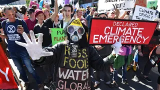 Police clash with climate protestors outside mining conference in Melbourne